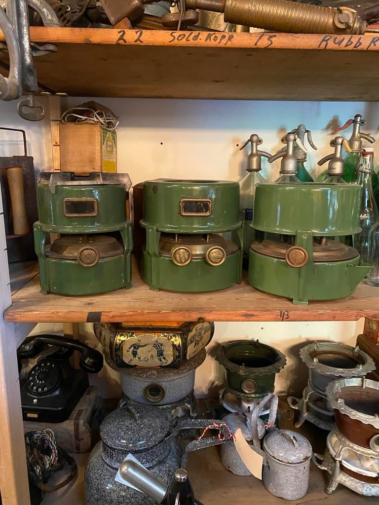 Drie zeer aparte petroleumstellen., Ophalen of Verzenden