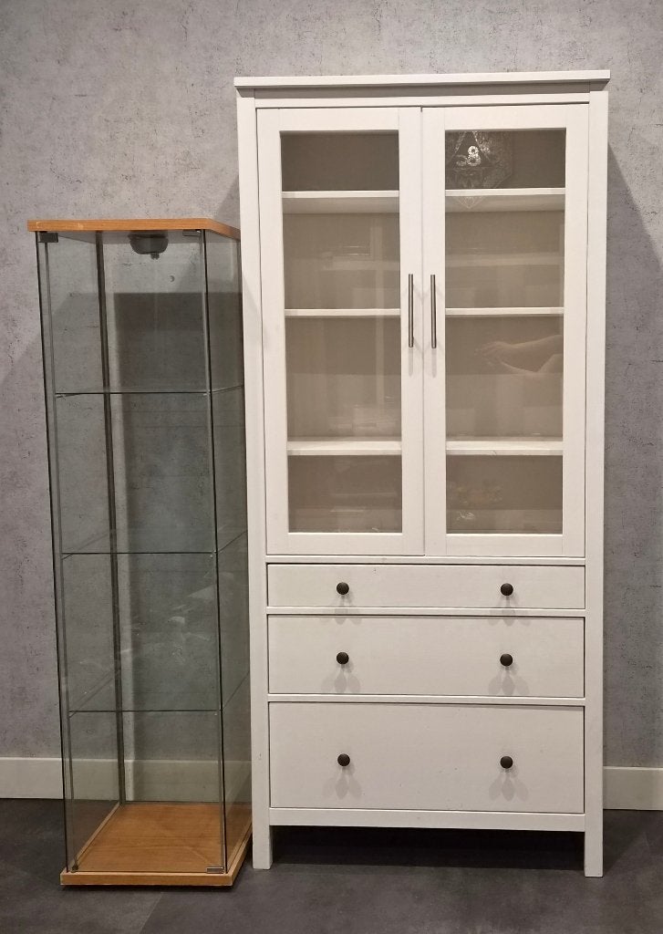 IKEA HEMNES vitrinekast | volledig wit – 2 deuren & 3 lades, Ophalen, Gebruikt, Met deur(en), 50 tot 100 cm