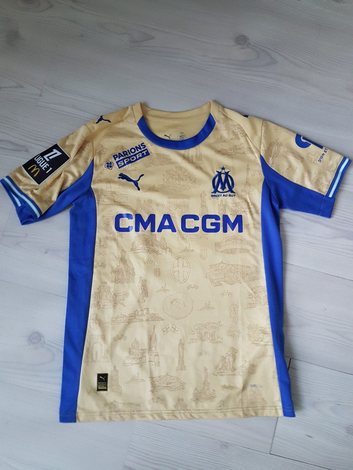 Olympique Marseille awayshirt size medium, Ophalen of Verzenden, Zo goed als nieuw, Shirt