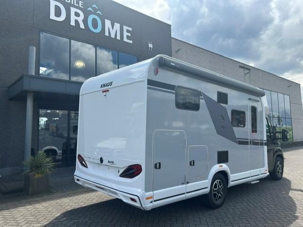 Knaus L!ve Wave 650 MEG BLACK SELECTION, Caravans en Kamperen, Campers, Automaat, Standaard zit, Ringverwarming, 6 tot 7 meter