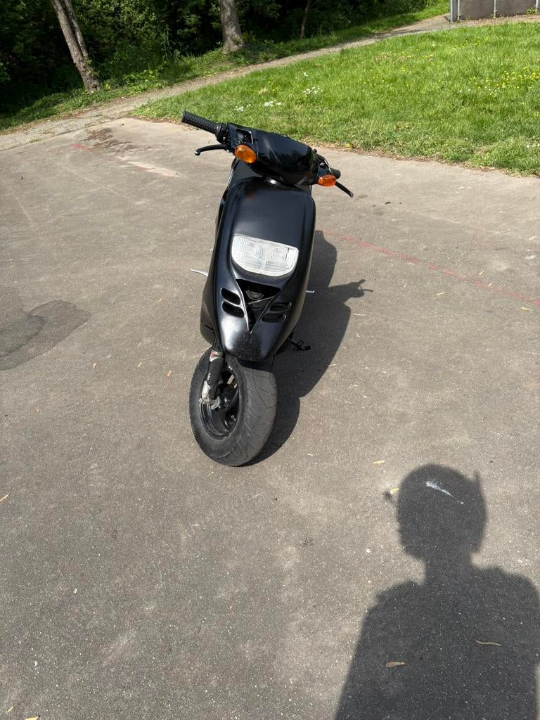 Typhoon 70cc, Fietsen en Brommers, Scooters | Piaggio, Ophalen, Tweetakt, Zo goed als nieuw, 70 cc