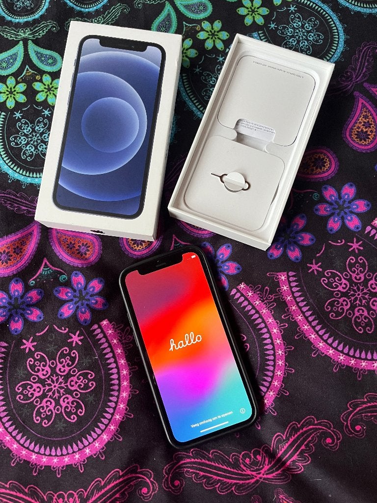 Zwarte iPhone 12 mini 128GB met nw. accu & toebehoor 279,99€, 128 GB, IPhone 12 Mini, Zwart, Ophalen of Verzenden