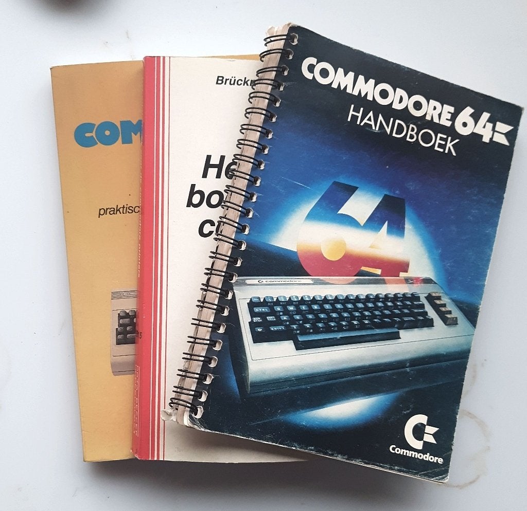 3 boeken over  commodore 64 bundel verkoop !, Ophalen of Verzenden