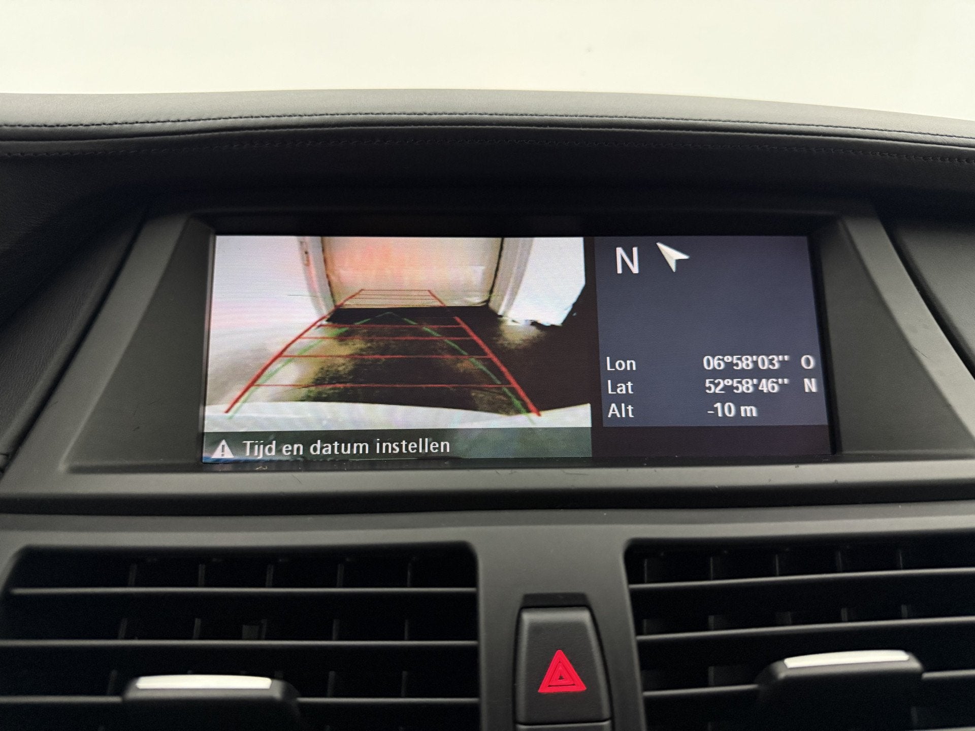 Foto 14 van BMW X6 xDrive High Executive 408PK | Youngtimer | Camera | M