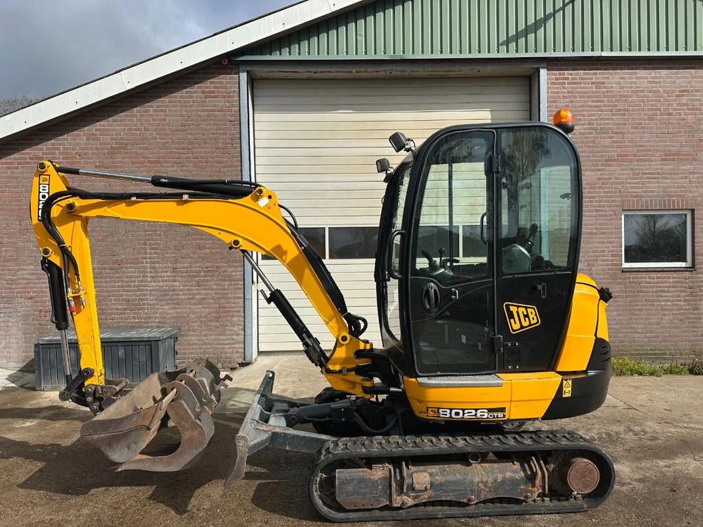 JCB 8026 CTS (bj 2019), Zakelijke goederen, Machines en Bouw | Kranen en Graafmachines, Graafmachine