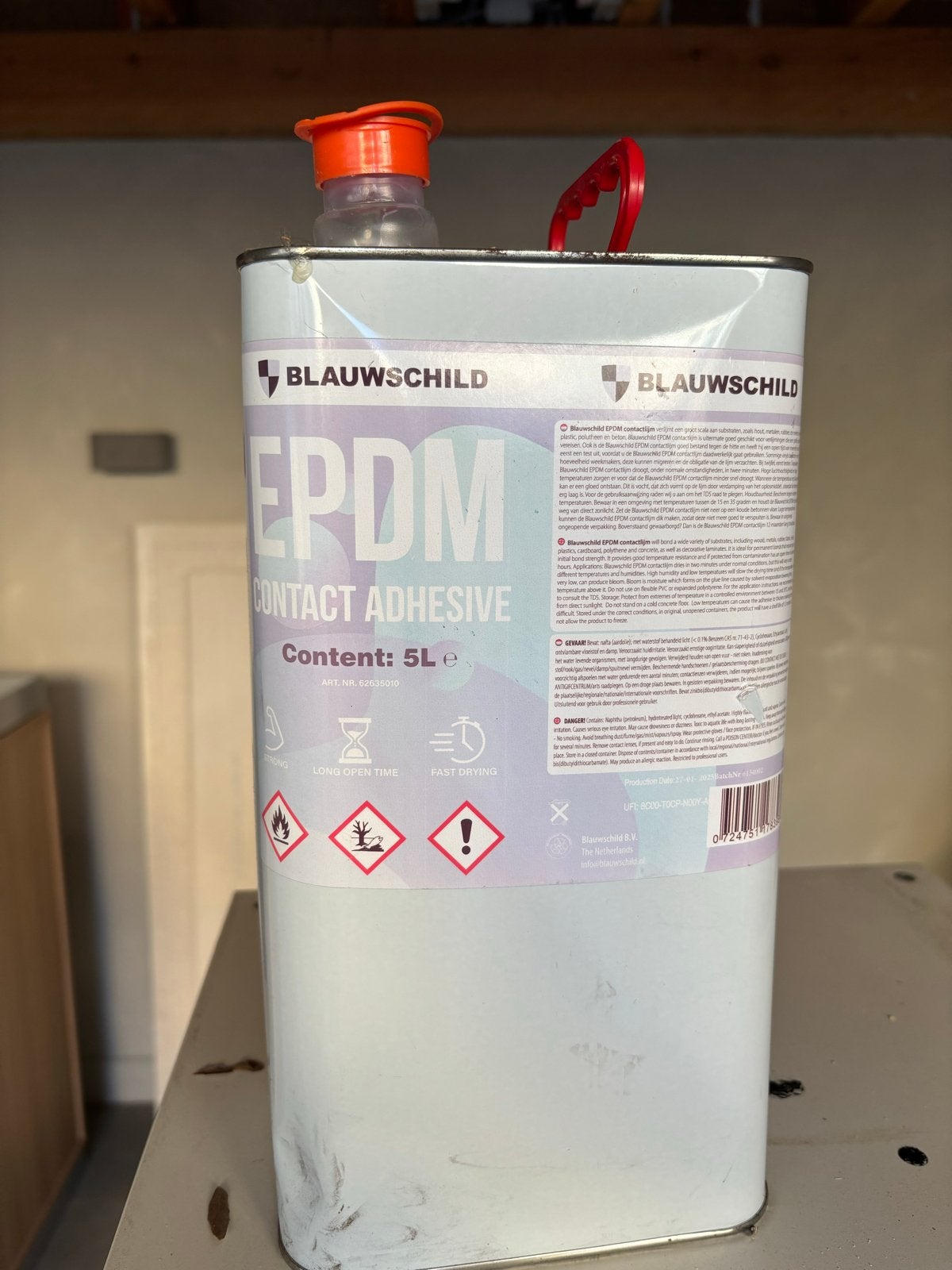 Contactlijm voor EPDM - Ongeveer 2 liter over, Verzenden, Gebruikt
