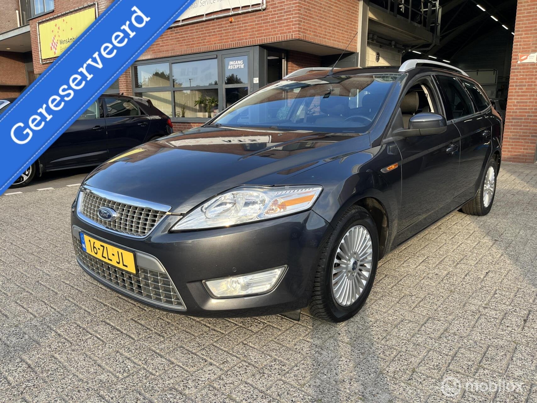 Ford Mondeo Wagon 2.5-20V Ghia NAVI*TREKHAAK*CLIMA*, Auto's, Voorwielaandrijving, 1486 kg, Automatische klimaatregeling, Mondeo
