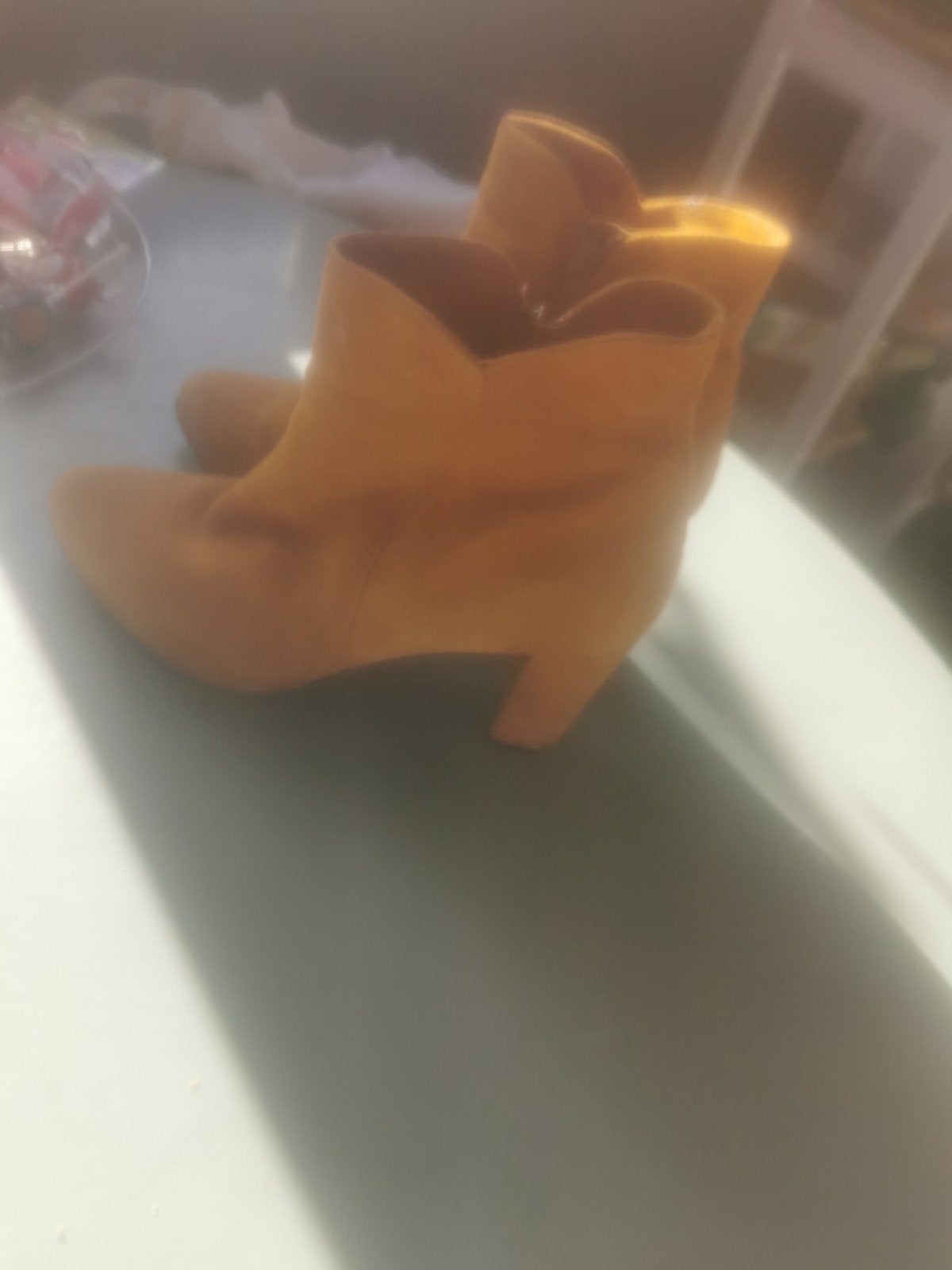 Hakken, Ophalen, Zo goed als nieuw, Geel