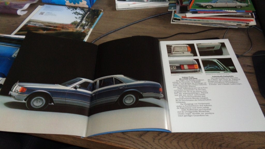 DIKKE Folder  MERCEDES  280S-280SE-280SEL , 1-1983  (NIEUW), Verzenden, Nieuw, Mercedes