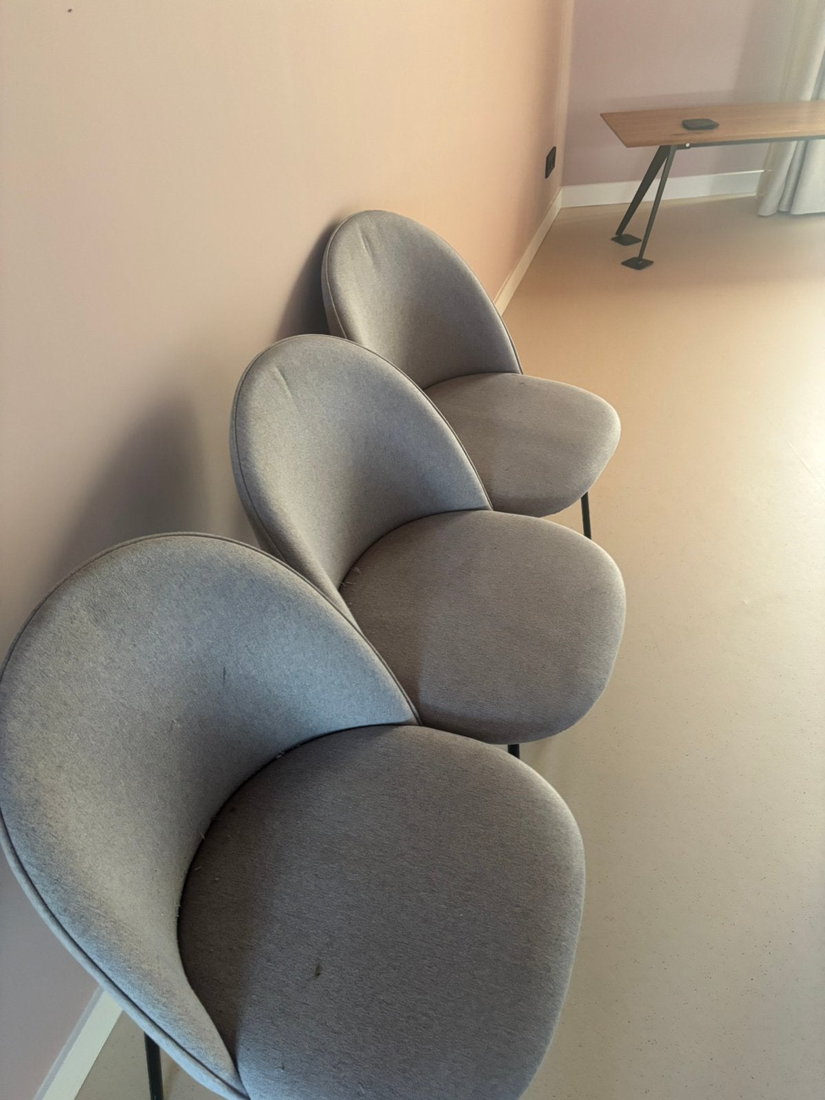 Gratis drie eetkamerstoelen Jysk, Ophalen, Gebruikt, Drie, Stof