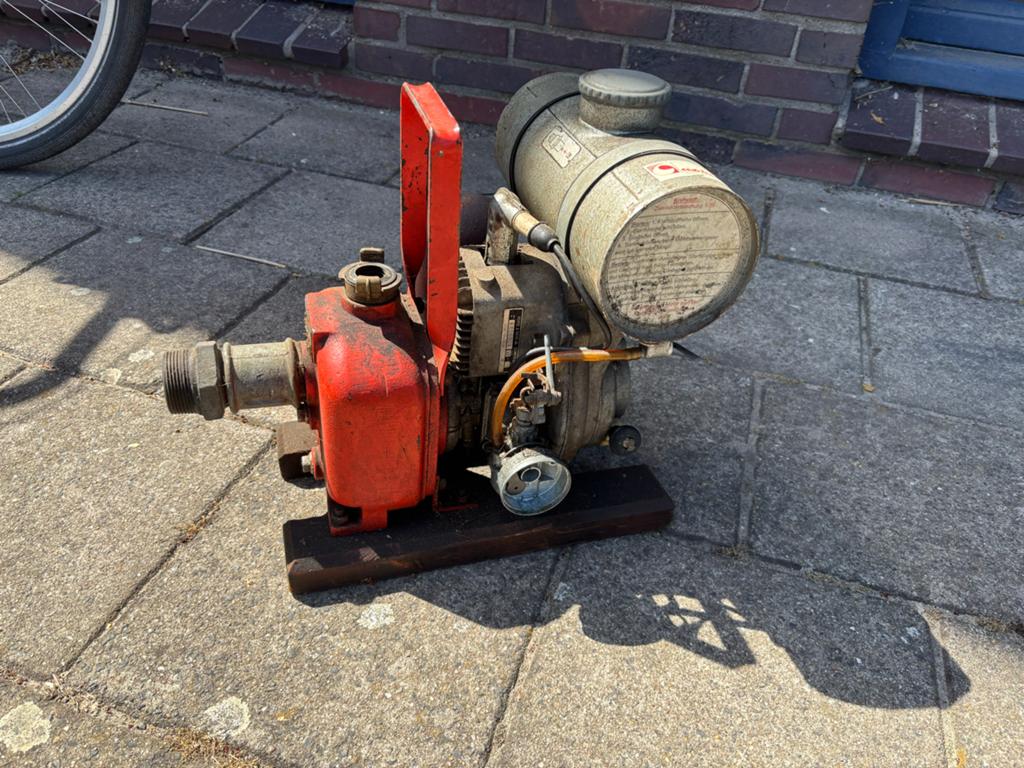 waterpomp met een Fichtel & Sachs 33 cc 1950-1960, Ophalen, Gebruikt, Dompelpomp