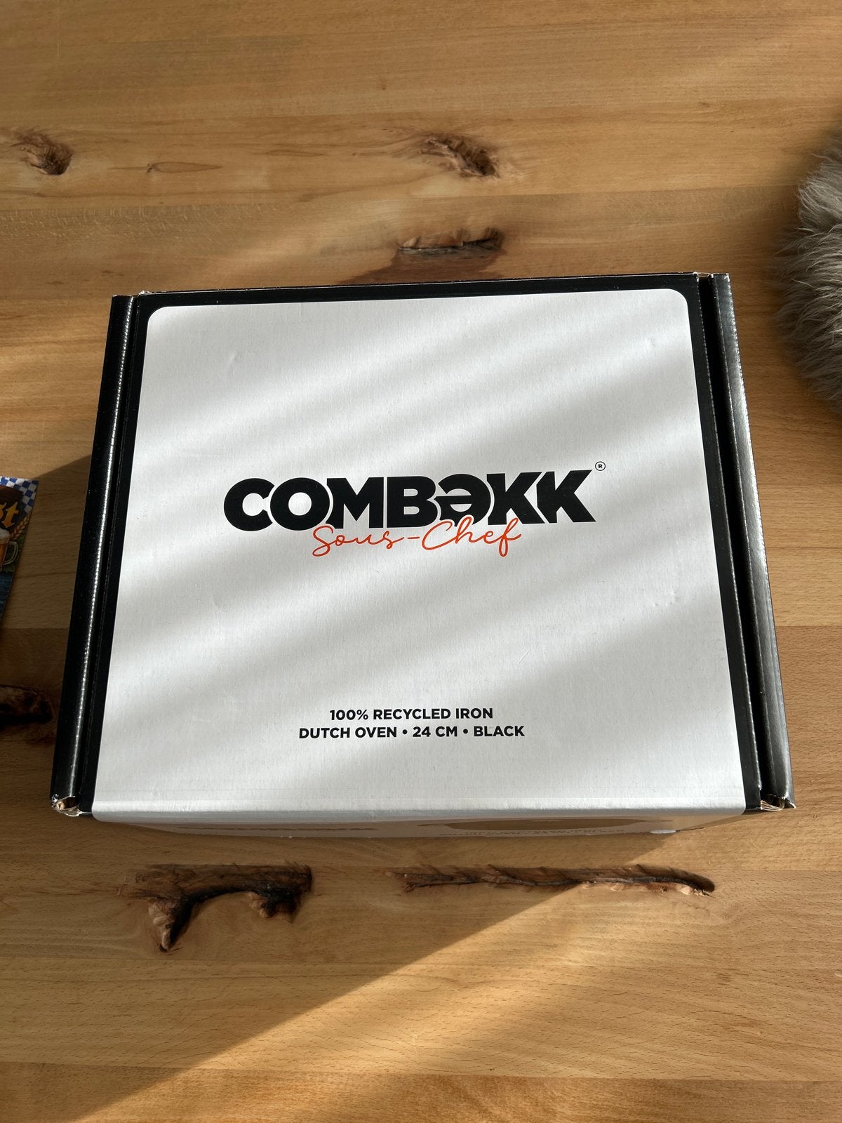 COMBEKK Sous-Chef Dutch Oven 24 cm Zwart - 100% gerecycled, Met deksel, Nieuw, Ophalen of Verzenden, Overige merken