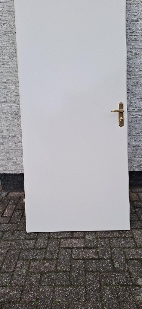 drie rechtsdraaiende (opdek)-binnendeuren, Doe-het-zelf en Verbouw, Deuren en Horren, Ophalen, Gebruikt, 80 tot 100 cm, Binnendeur