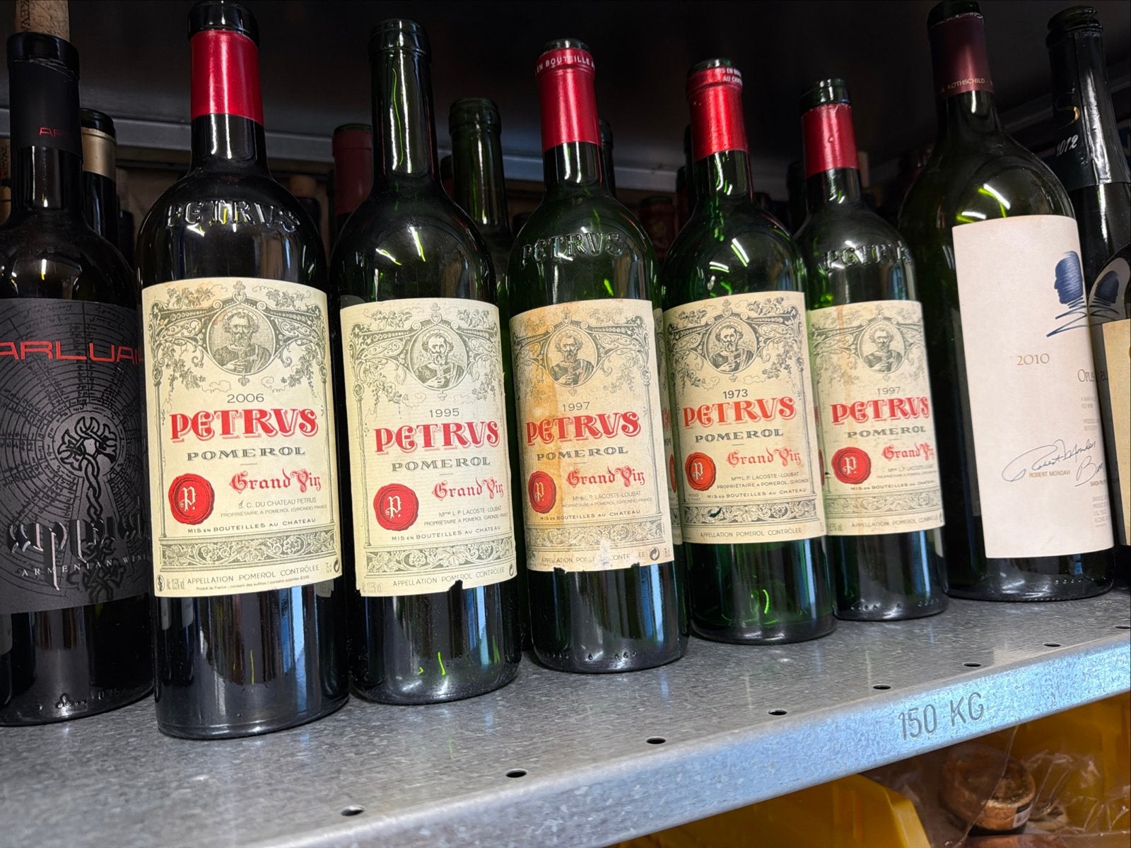 Lege Petrus Pomerol Wijnflessen - Diverse Jaren, Ophalen of Verzenden, Gebruikt, Frankrijk, Rode wijn