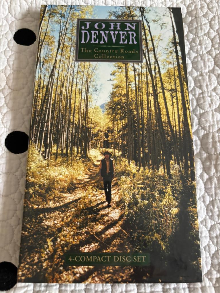 John Denver - The Country Roads Collection (4 CD Boxset), Ophalen of Verzenden, Zo goed als nieuw, Boxset