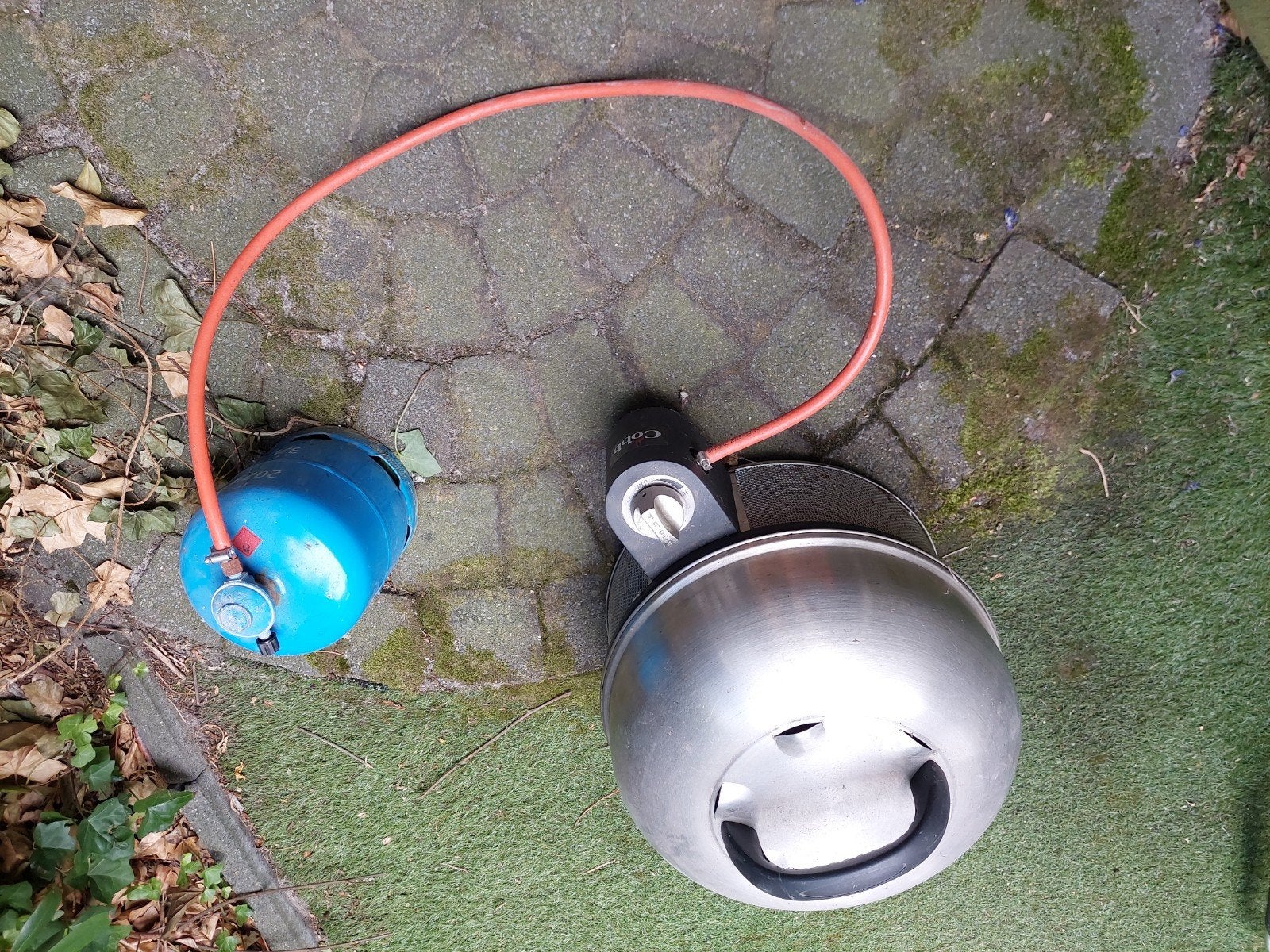 Cobb gasbarbecue met gasfles, Ophalen, Gebruikt, Cobb