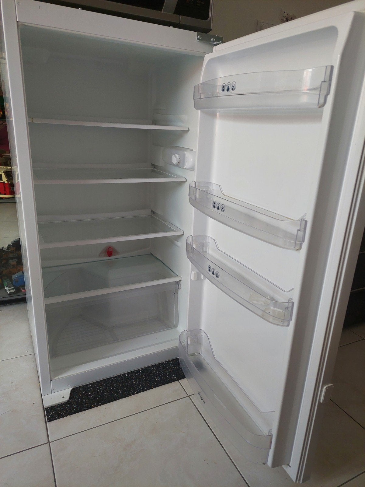 Whirlpool ARG 727/A Inbouwkoelkast - 181L, Stil, A+, 150 tot 200 liter, Zonder vriesvak, 45 tot 60 cm, Ophalen