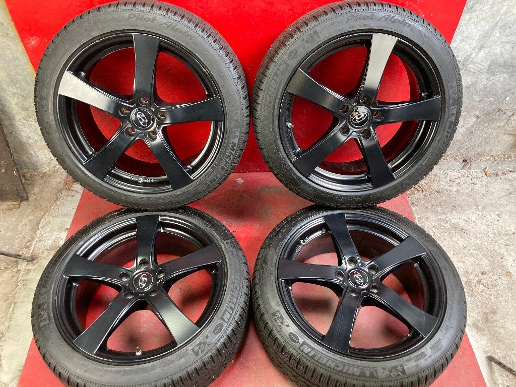 Winterbanden Hyunday Kona 225/45R18 Michelin, Auto-onderdelen, 18 inch, Gebruikt, ., Banden en Velgen