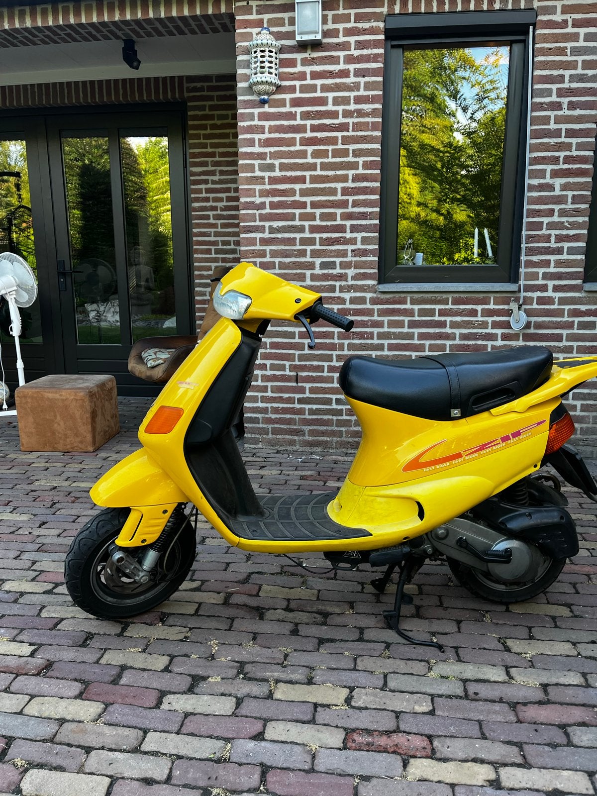 Piaggio Zip Scooter - Geel, Goede Staat, Fietsen en Brommers, Ophalen, Gebruikt, Maximaal 45 km/u, Zip