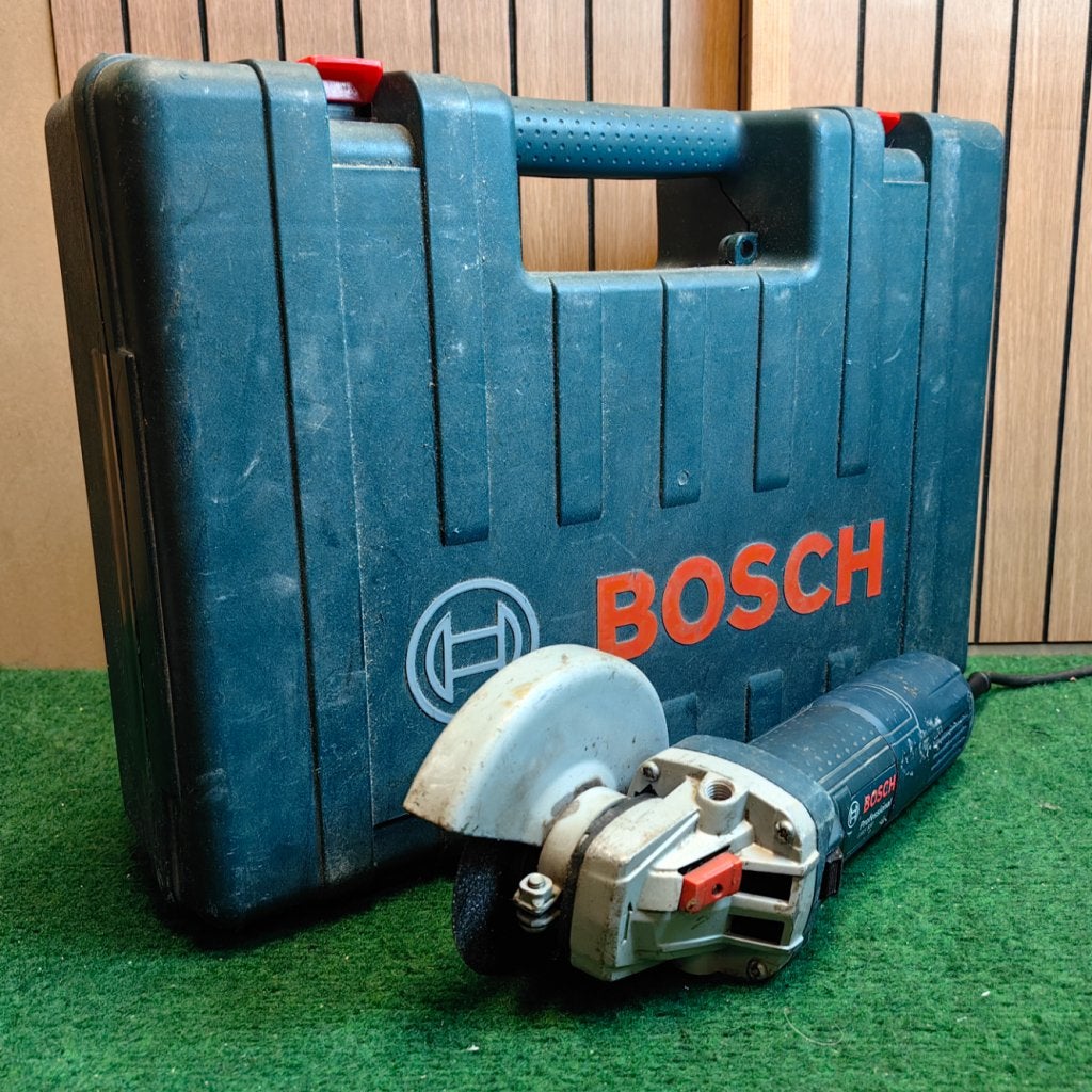 Bosch GWS 880 - In Nette Staat, Bosch, Gebruikt, Support@bosch.com, Robert Bosch GmbH
Robert-Bosch-Platz 1
70839 Gerlingen-SchillerhÃ¶he
Germany