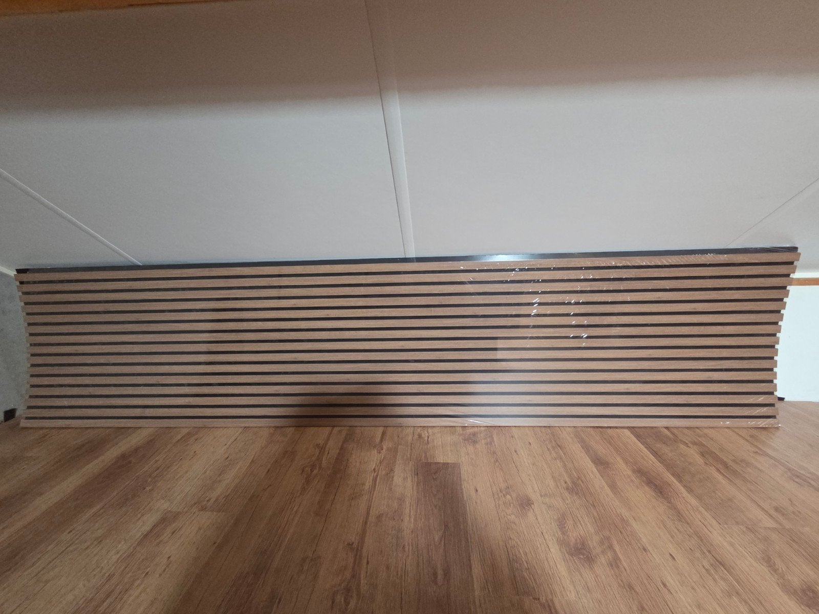 Nieuw! Set Akoestische wandpanelen (11 stuks) + 8 eindlatten, Ophalen, Hout, Nieuw, Wandbord of Wandpaneel
