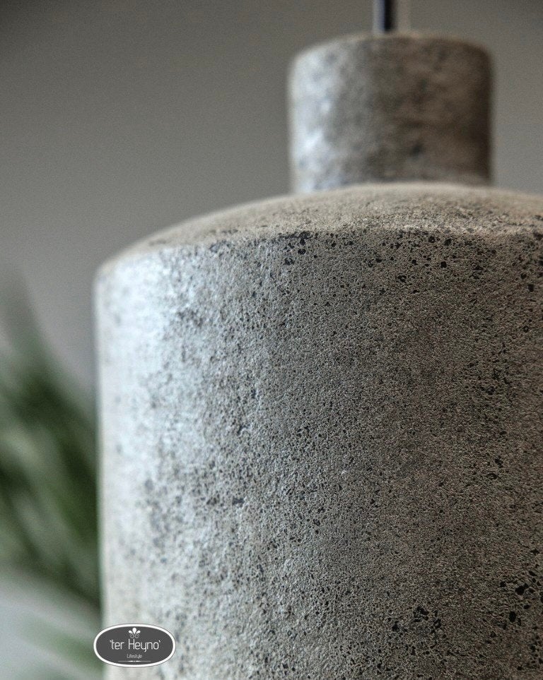 Stenen hanglamp hang lamp steen grijs stoer sober landelijk, Huis en Inrichting, Lampen | Hanglampen, Stoer en sober landelijk wonen landelijke stijl woonaccessoires