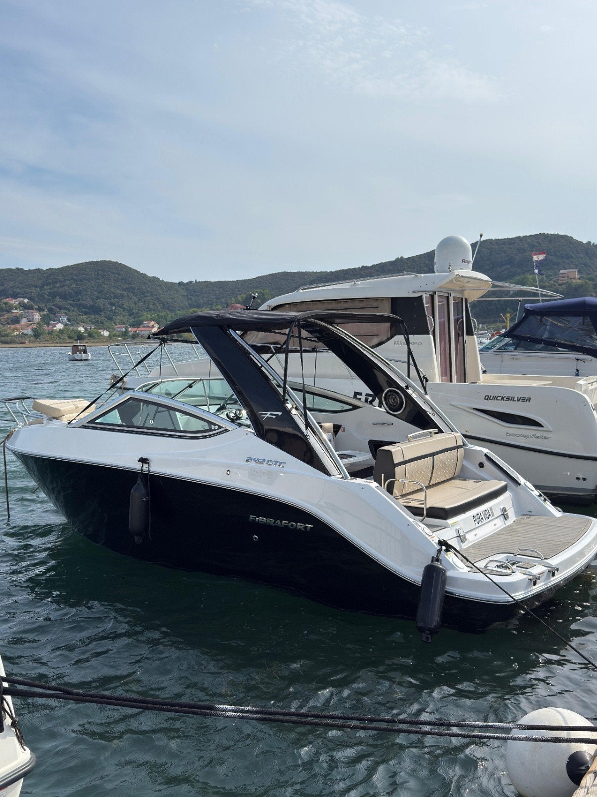 DEMO! Fibrafort 242 GTC - mercruiser 4.5L- BTW aftrekbaar, Ophalen, Binnenboordmotor, 250 pk, 200 pk of meer