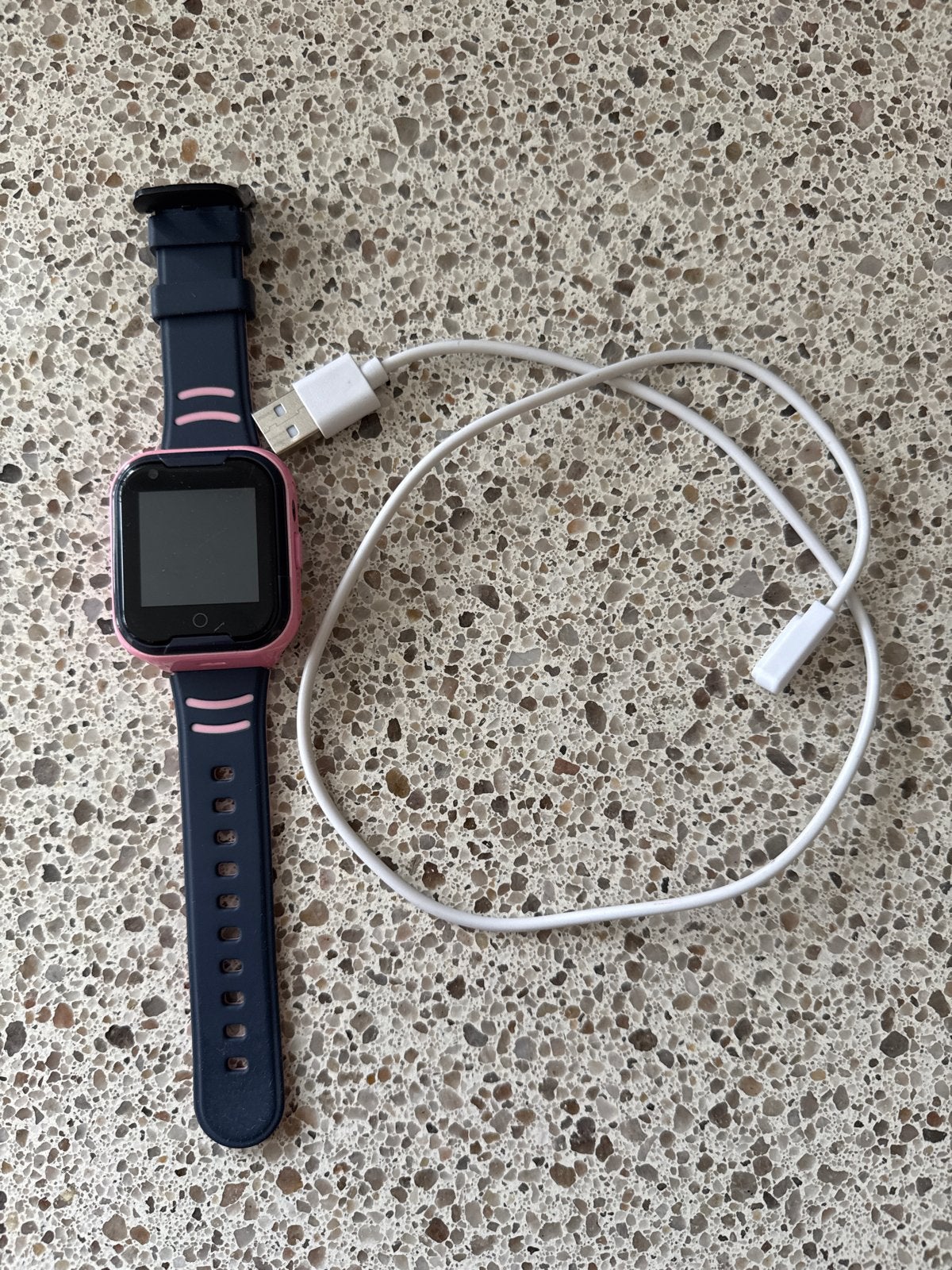 Smartwatch met GPS tracking en SOS functie, Ophalen of Verzenden, Zo goed als nieuw, Roze, GPS