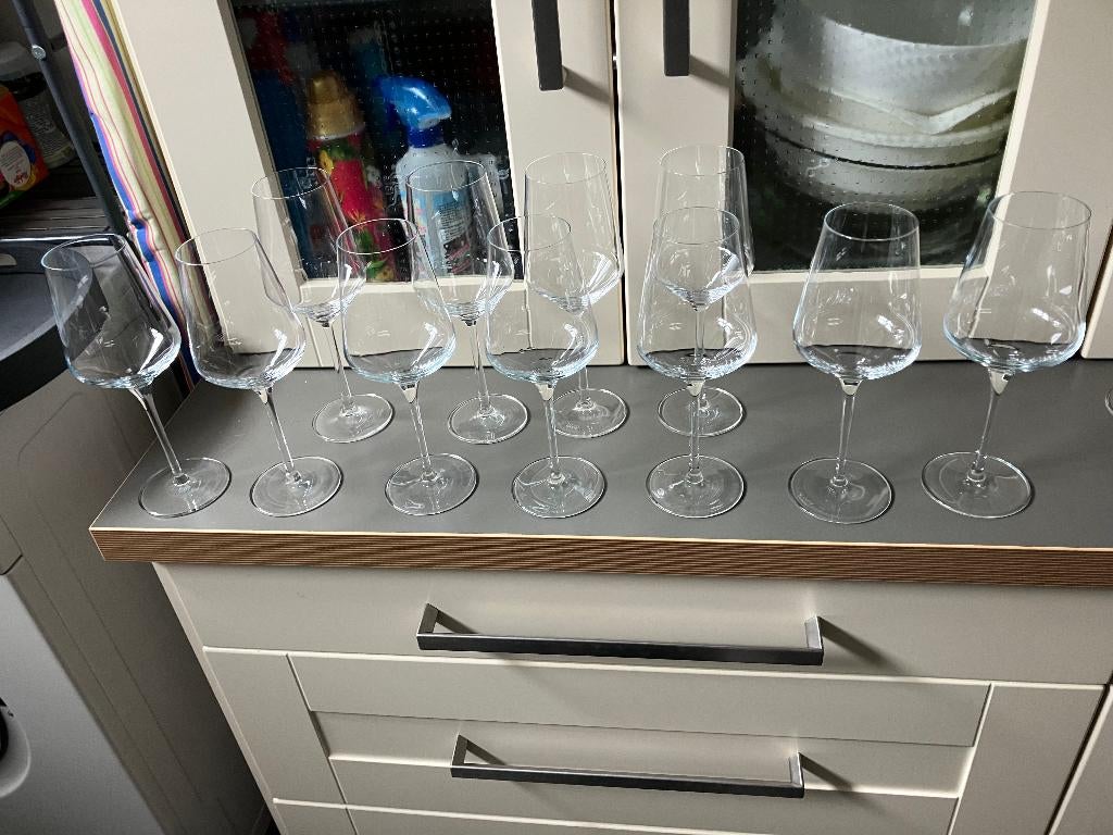 Kristal wijnglazen 7 merk Vivo en 4 merk Schott Zwiesel, Verzamelen, Glas en Borrelglaasjes, Ophalen of Verzenden, Zo goed als nieuw