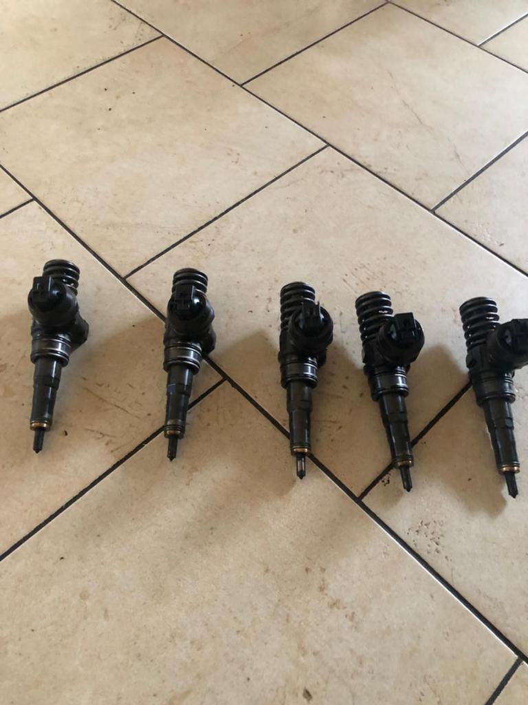Gereviseerde stuivers VW T5 - 0414720210 pBD  bzn, Ophalen of Verzenden, Gereviseerd, Volkswagen