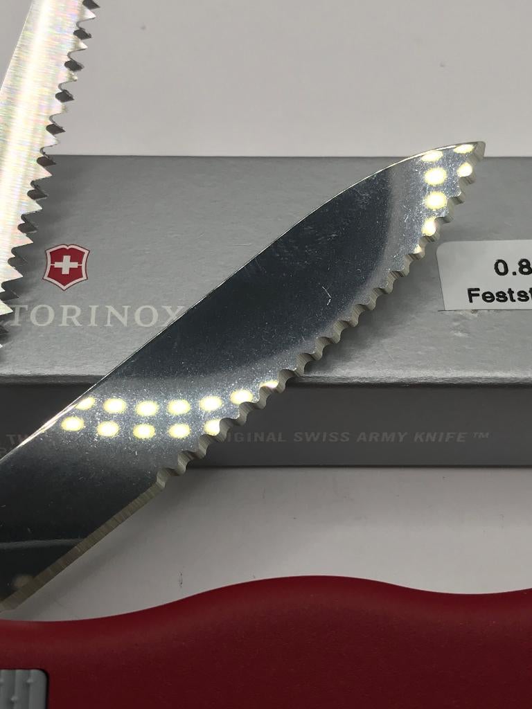RARE Victorinox Lockblade Knife 111mmSerrated blade backlock, Ophalen of Verzenden, Nieuw