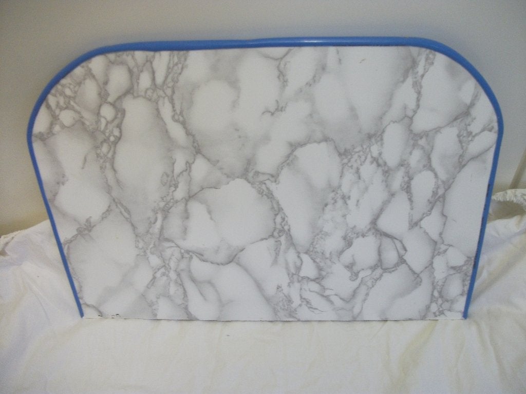 Blad, formica aan weerszijde grijs gemêleerd., Doe-het-zelf en Verbouw, Minder dan 25 mm, Ophalen of Verzenden, Zo goed als nieuw