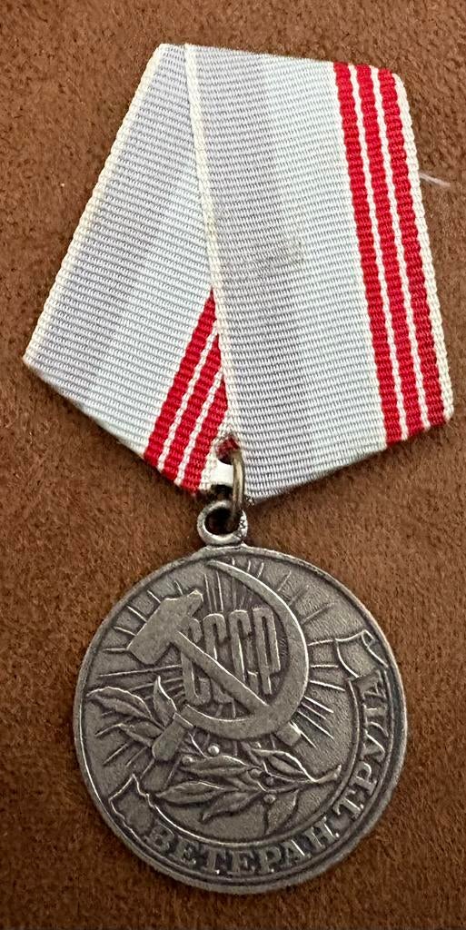Sovjet Medaille "Veteraan van de Arbeid" - Origineel, Ophalen of Verzenden, Overige materialen, Buitenland