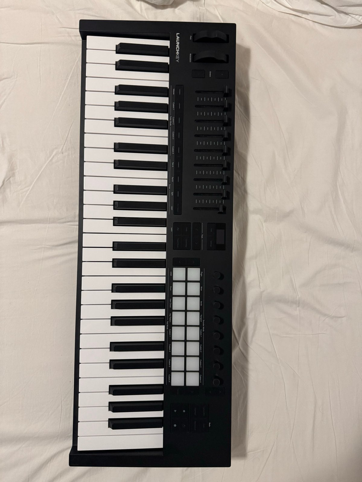 Novation Launchkey 49 MK4 MIDI Keyboard Controller, Ophalen of Verzenden, Zo goed als nieuw, Aanslaggevoelig, 49 toetsen