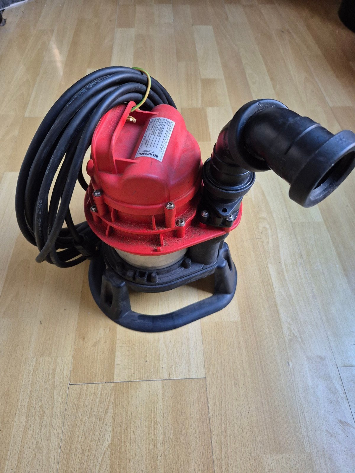 Kessel Aqualift Comfort Dompelpomp met besturing, Ophalen of Verzenden, Gebruikt, Elektrisch, Dompelpomp