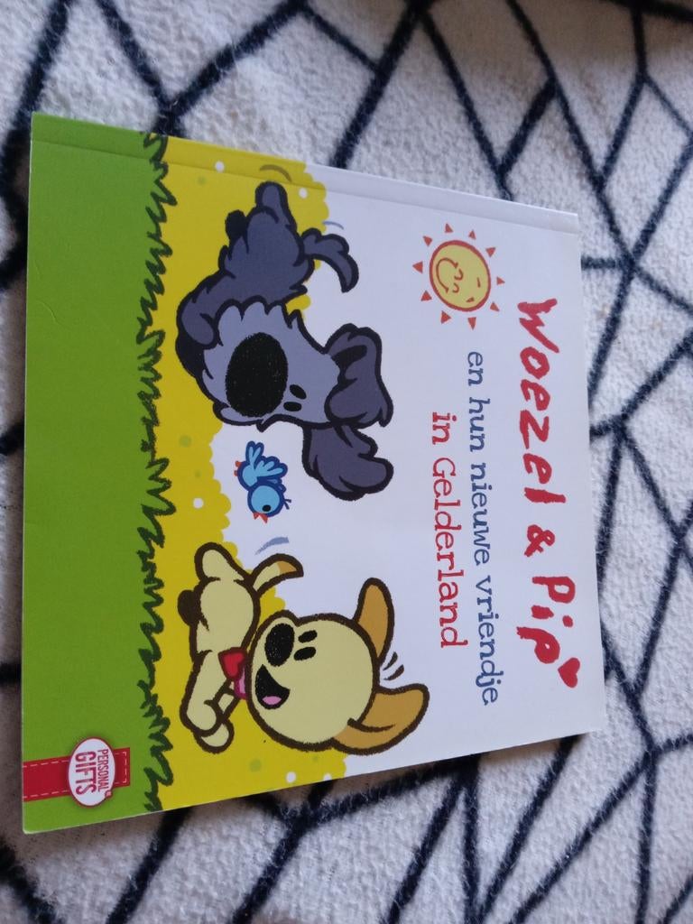 Boekje woezel en pip gelderland, Boeken, Ophalen, Zo goed als nieuw
