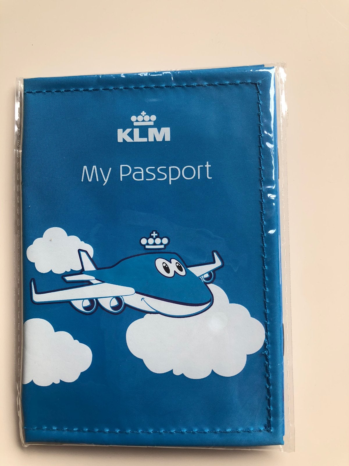 KLM Kids Paspoorthoesje + Activiteitenboekje Nieuw, Ophalen of Verzenden, Nieuw