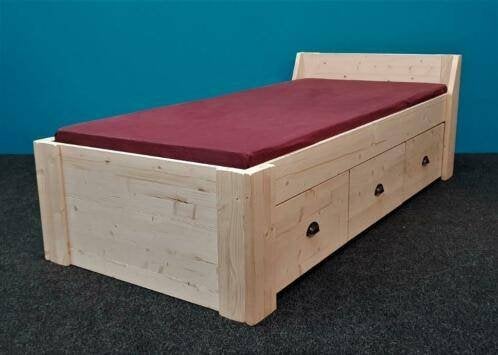 Massief houten bed met 3 laden, Ophalen of Verzenden, Nieuw, 180 cm of meer, 85 tot 100 cm