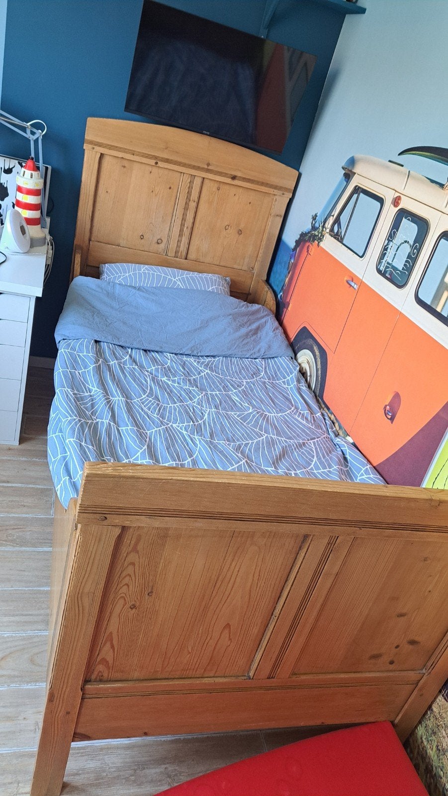 Vintage houten bed 90x200 cm - massief grenen, Antiek en Kunst, Antiek | Meubels | Bedden, Ophalen