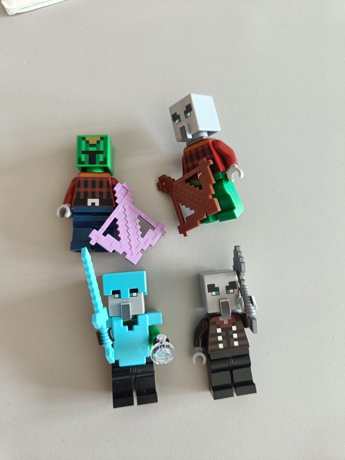 4 bijzondere LEGO Minecraft Minifiguren - Villagers, Ophalen of Verzenden, Zo goed als nieuw, Minifiguur, Lego