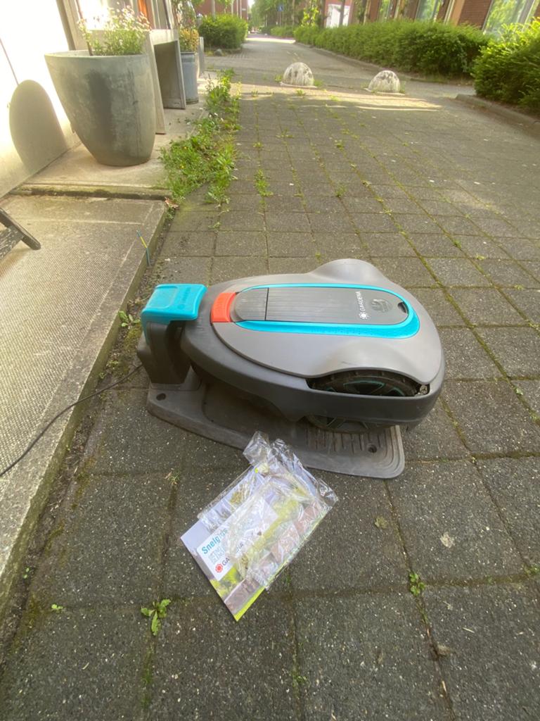 Gardena smart sileno city robotmaaier, Ophalen of Verzenden, Gebruikt, Minder dan 20 cm