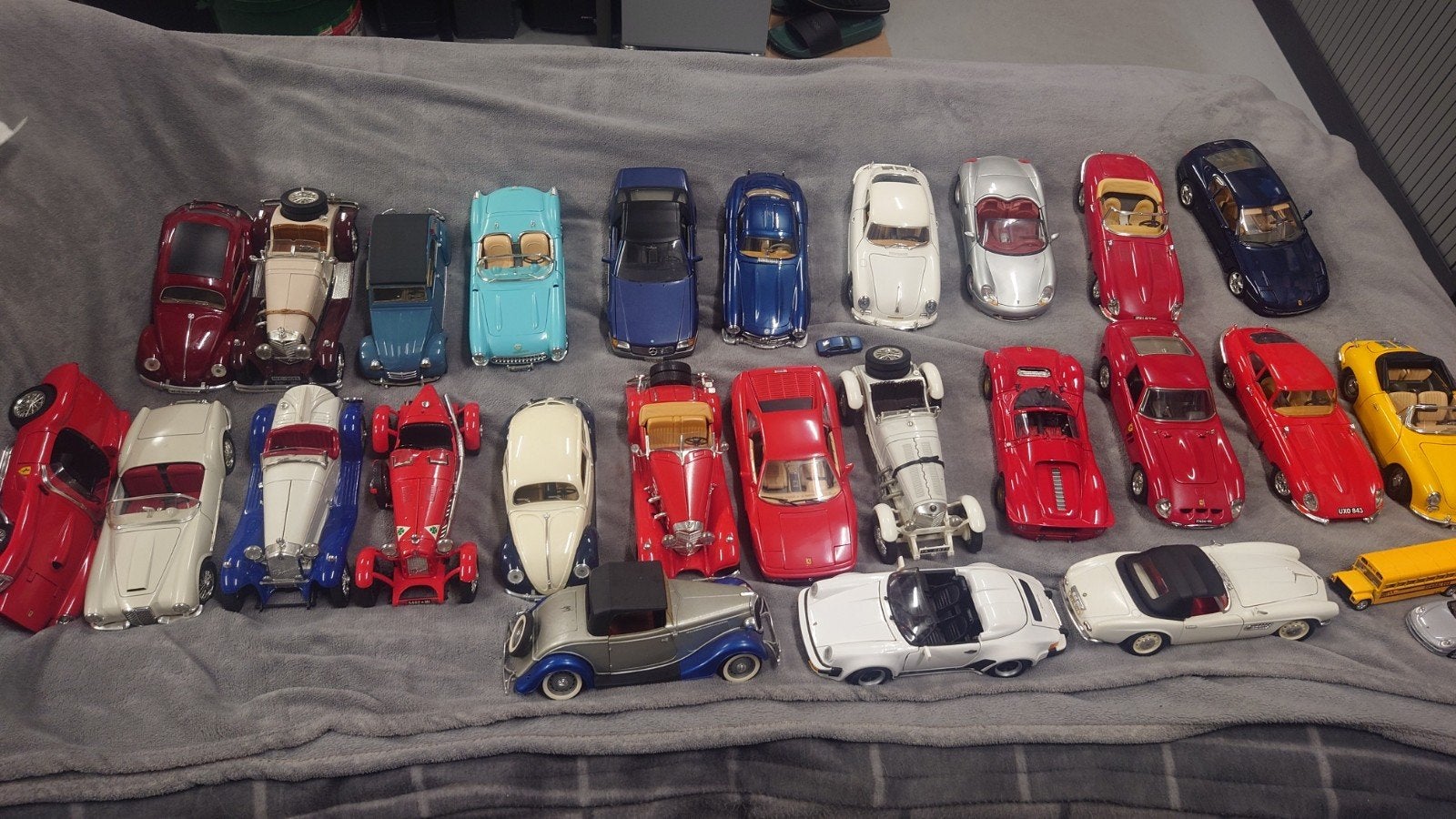 37x Verschillende autos meeste van bburago 1:18, Ophalen of Verzenden, Gebruikt, Auto, Bburago