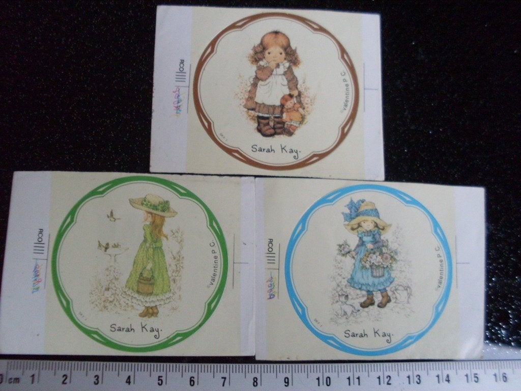 3x sticker Sarah Kay valentine P.C. vintage, Ophalen of Verzenden, Zo goed als nieuw, Strip of Tekenfilm