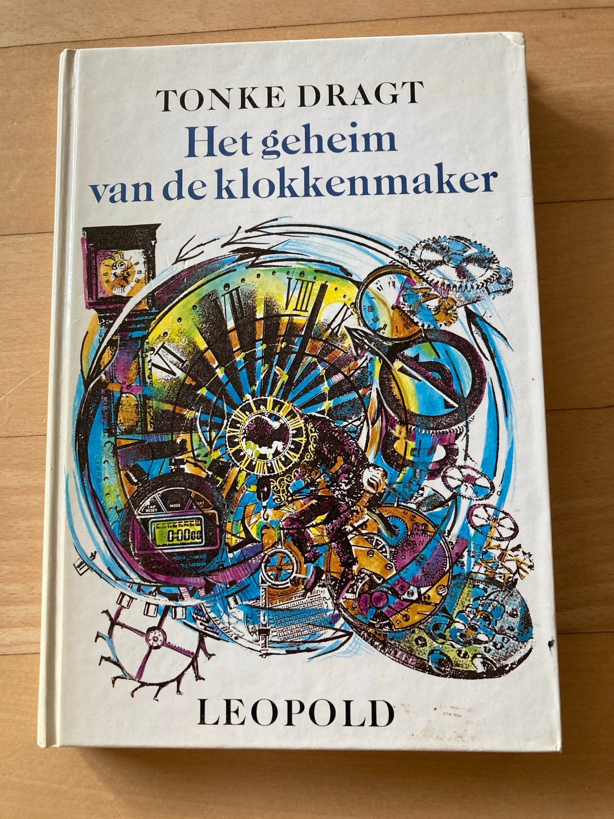 Het geheim van de klokkenmaker - Tonke Dragt, Boeken, Ophalen of Verzenden, Gelezen