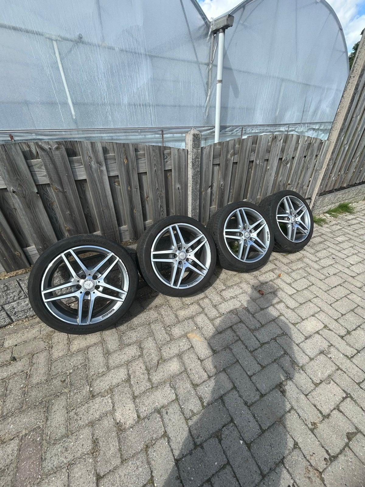 Breedset Mercedes E-klasse velgen + tpms, Ophalen