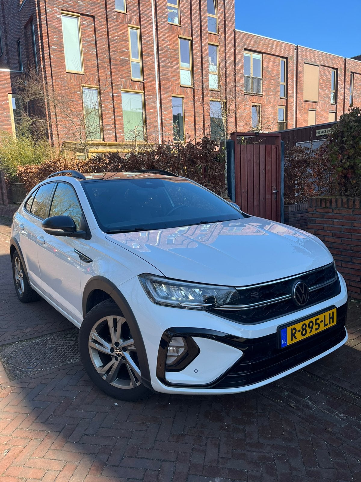 Volkswagen Taigo 1.0 TSI 110pk 2022 Wit, Voorwielaandrijving, 620 kg, Origineel Nederlands, Handgeschakeld