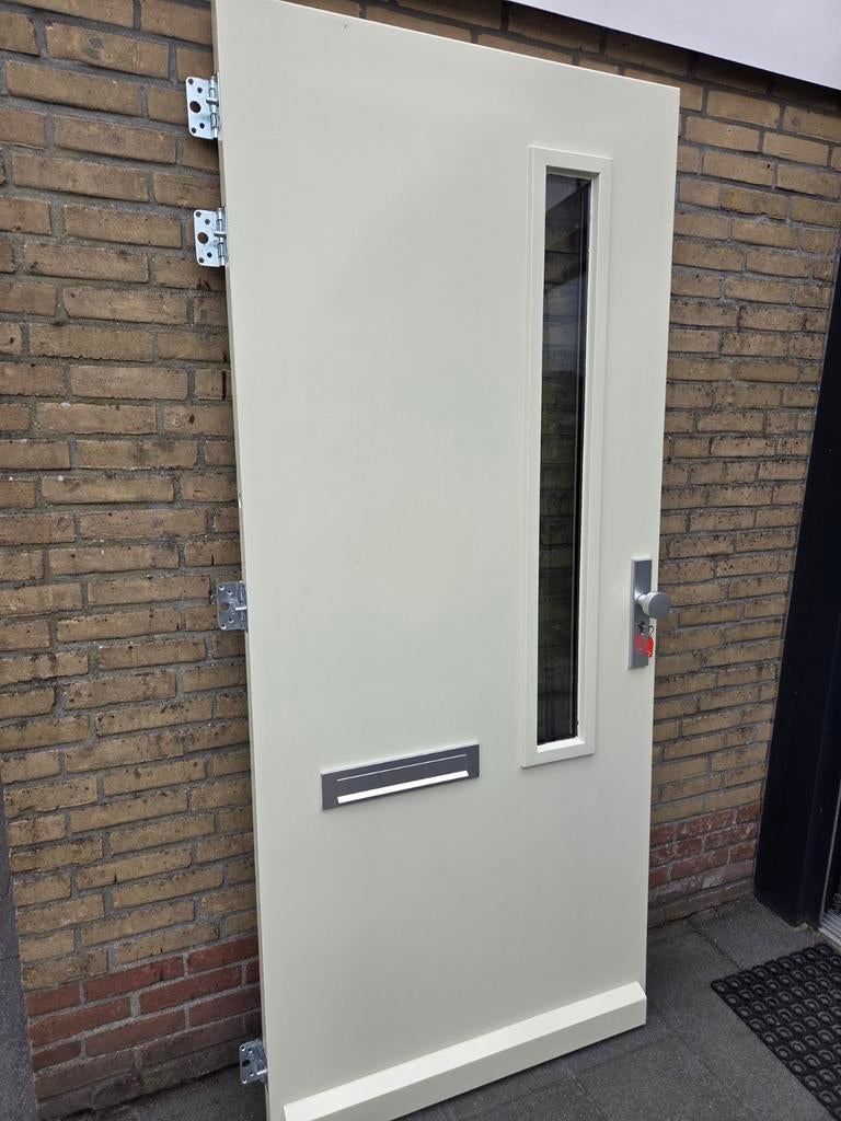 Voordeur buitendeur 210,5 X 92,5 cm., Doe-het-zelf en Verbouw, Deuren en Horren, Ophalen, Gebruikt, 200 tot 215 cm, Glas