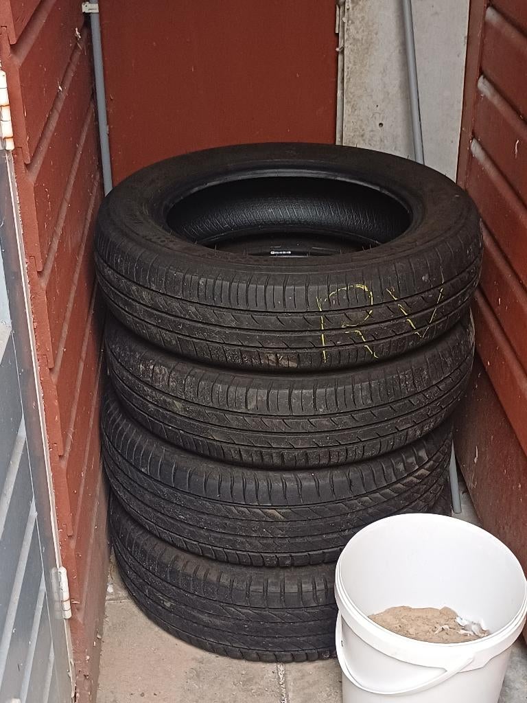 4 Zomerbanden, Auto-onderdelen, Banden en Velgen, Ophalen, Gebruikt, 15 inch, Band(en)