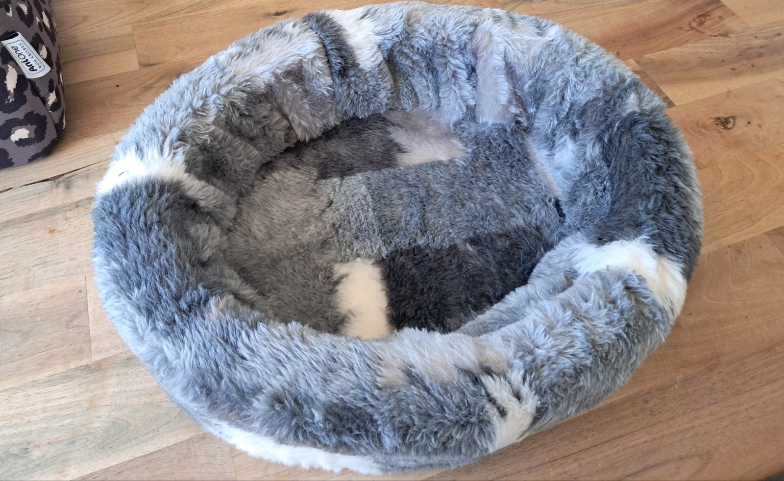 Honden of kattenmand grijs, Dieren en Toebehoren, Ophalen of Verzenden, Zo goed als nieuw, Pluche