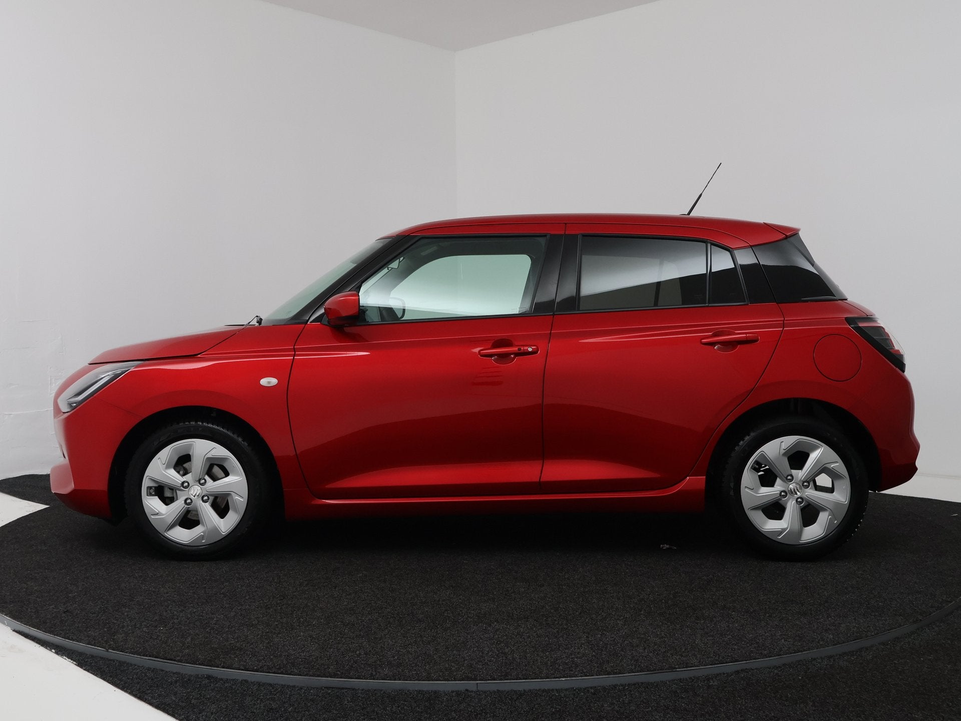 Suzuki Swift 1.2 Select Smart Hybrid | Apple Carplay / Andro, Auto's, Stof, Gebruikt, 400 kg, Swift